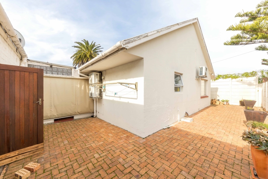 3 Bedroom Property for Sale in Heathfield Western Cape